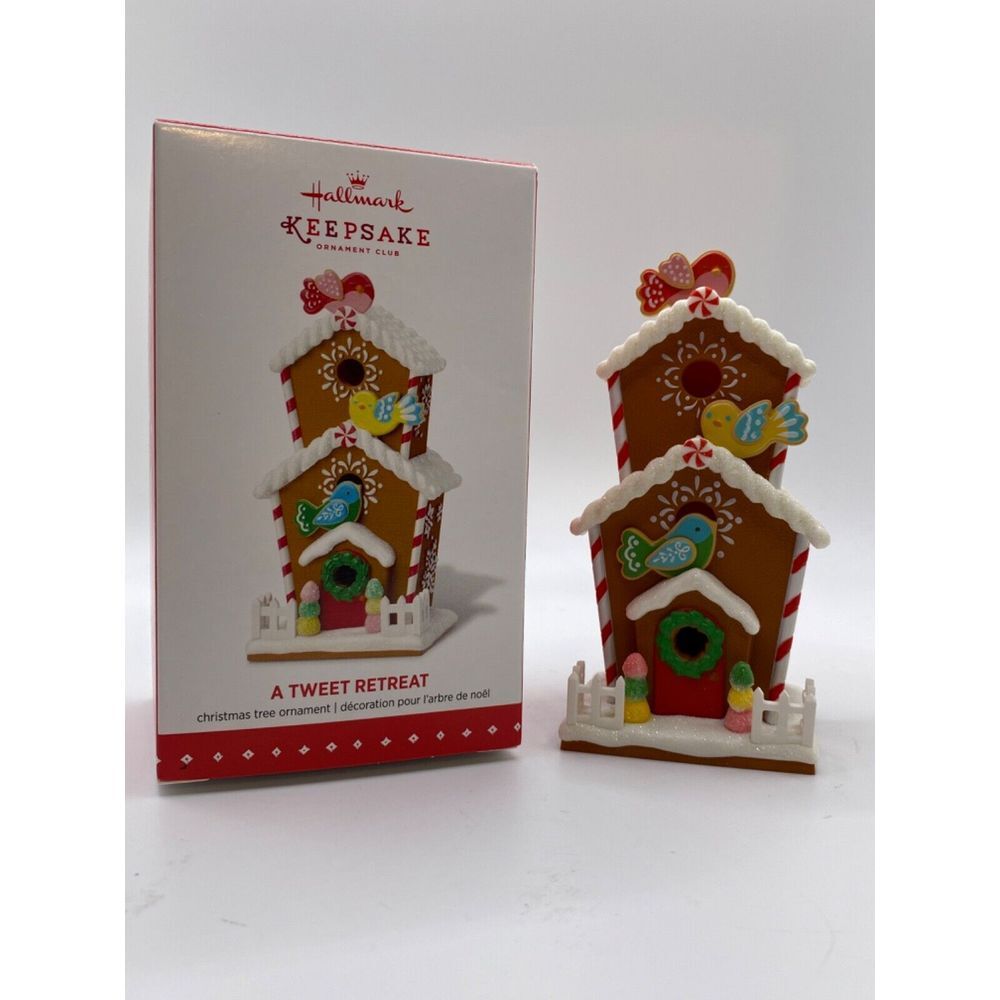 2015 Hallmark Keepsake Ornament A Tweet Retreat Christmas Tree Birds Candy House